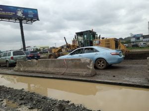 Commuters groan as potholes, reconstruction cause gridlock on lagos/ibadan expressway