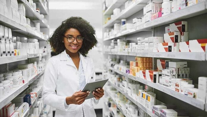 Brain drain: association losses 200 pharmacists to better environment