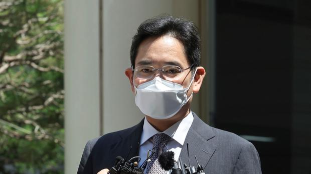 South korea pardons samsung heir involved in corruption scandal