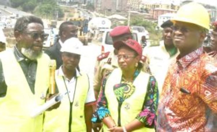 Fashola reassures on april for completion of lagos-ibadan expressway