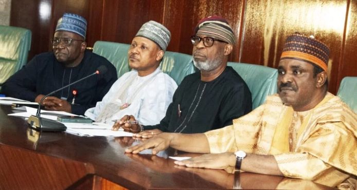 Yuletide: FG approves free train-rides, 50% cut in road transportation, Alake