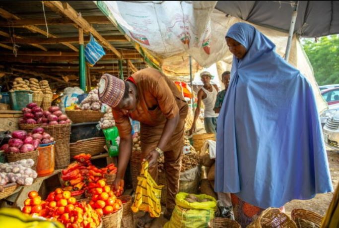 food prices, rose in November, across Nigeria, NBS