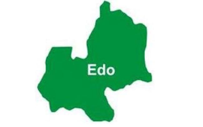 Fg empowers edo farmers with 18,000 bags of fertilisers