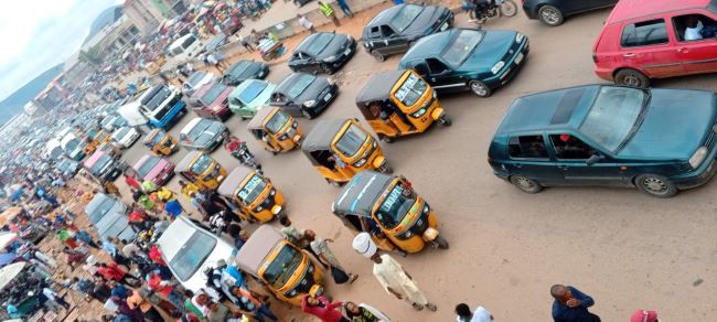 Ibadan, kogi residents decry ‘unbearable’ fuel price hike, scarcity