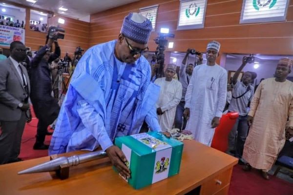 Flood aftermath: zulum presents n61bn supplementary budget to borno assembly